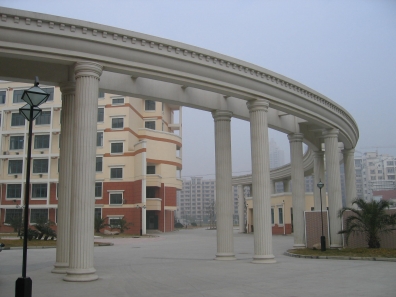 GRC罗马柱在建筑装修中越来越重要
